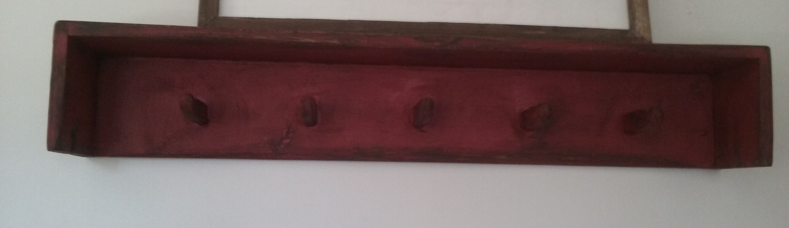 Wood Rustic Red Weathered Look 9 Peg Shelf Primitive