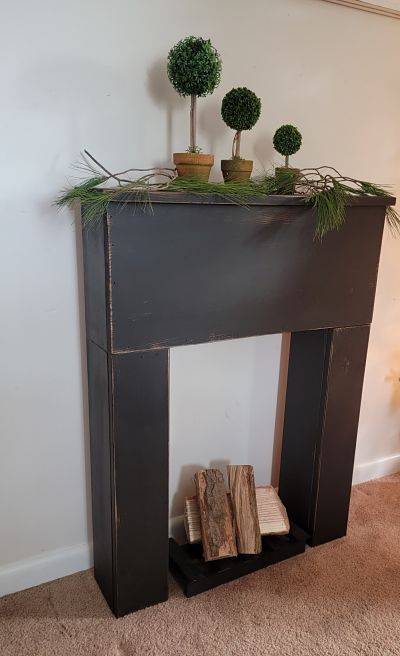 Faux Fireplace / The New Yorker /Fireplace